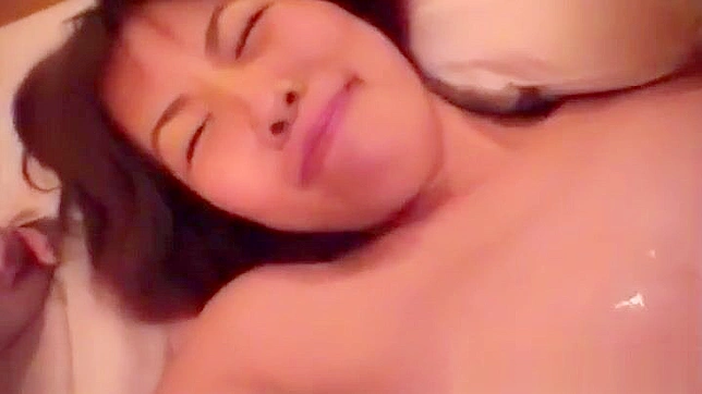 Hot Japanese Goddess Gives Epic Blowjob Before Rough Ride