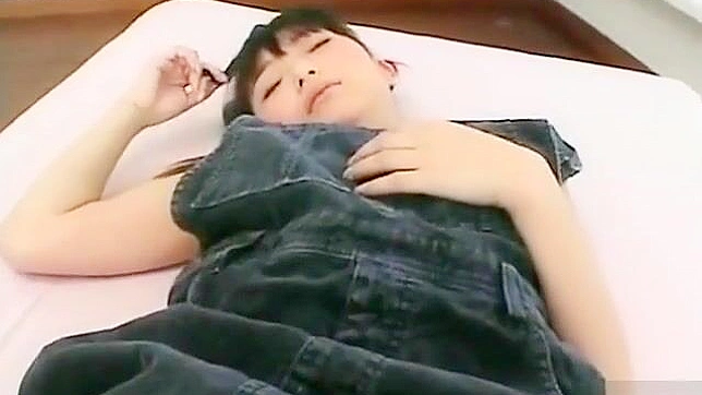 Luscious JAV Enchantress Seduces You With Irresistible Passion