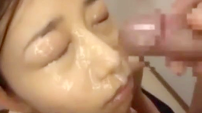 Hot Bukkake Babes Show Off Their Squirt Skills Live