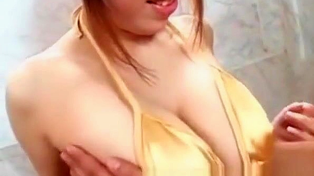 Exotic Japanese Mom Gives Jaw-Dropping Street Blowjob Thrills