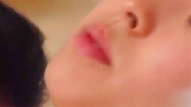 Sizzling Jav Milf Heats Up With Hot Fingering Action Showdown