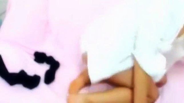 Seductive Solo Show - Sensual Woman Pleasing Herself Explicitly