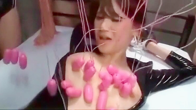 Japanese Sex Bomb Delivers Unforgettable 5-Star Pleasure Showdown