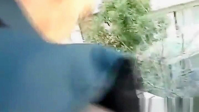 Hot Japanese Babe Expertly Sucks Cock Before Riding It Hard
