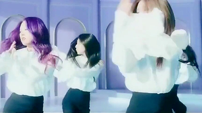 K-Pop Idol Reveals Her Secrets In Seductive Mv Experience