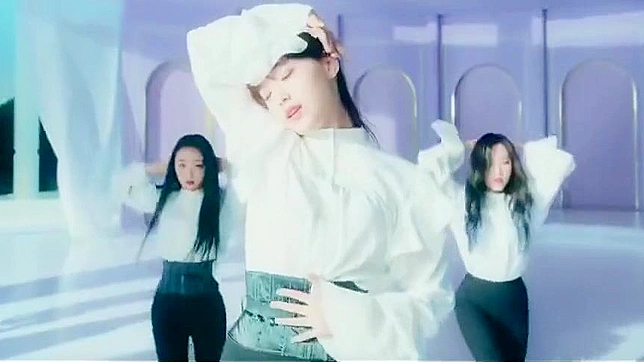 K-Pop Idol Reveals Her Secrets In Seductive Mv Experience