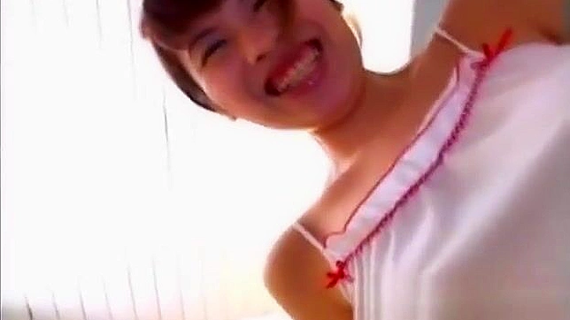 Asian Bombshell Seduces With Curves & Perfect Pussy Play