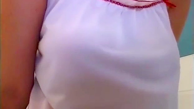 Asian Bombshell Seduces With Curves & Perfect Pussy Play
