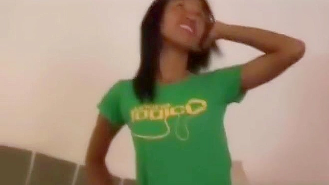 Luscious Filipina Amateur Unleashes Her Seductive Passion Play