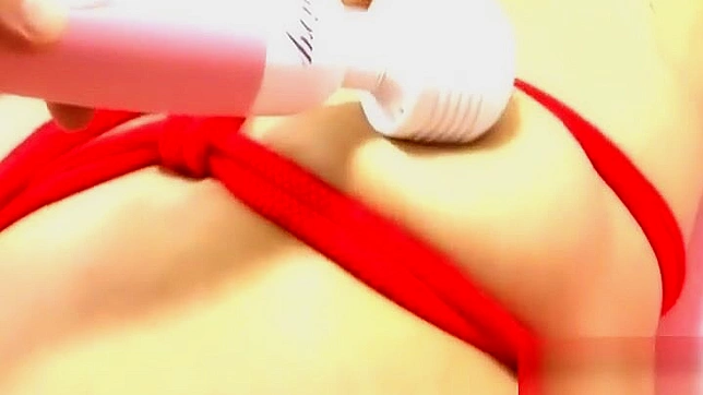 Jav Idol Yu Teasingly Tempts With Sultry Seduction Skills