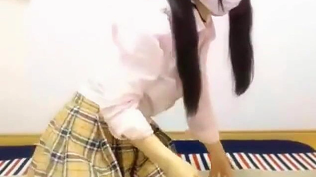 Jav Model Reveals Her Stunning Body & Seductive Skills