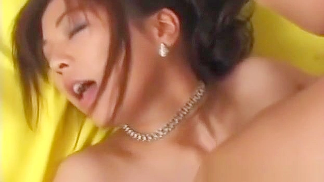Jav Babe's Celestial Curves Drive Men Wild With Desires