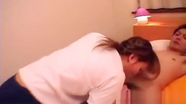 Seductive Jav Goddess Delivers Mind-Blowing Blowjob Fantasies