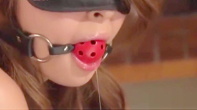 Nana Ninomiya's Seductive Bathtub Pleasure Adventure Awaits You
