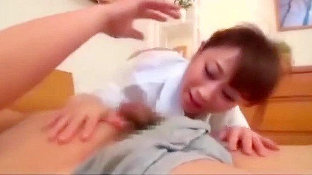 Luscious Japanese Stepdaughter Tempts Hot Stepdad Behind Doors