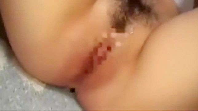 Japanese Beauty's Sensual Solo Show - Arousing Self-Pleasure Ritual