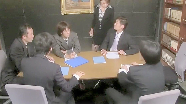 Enchanting Maki Hojo Takes On Multiple Guys In Hot Group Sex