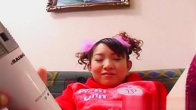 Luscious Japanese Babe Vibrates Pussy For Sensual Thrills