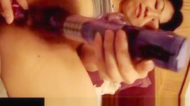 Taiwanese Goddess Tempts You With Her Sultry Seduction Skills