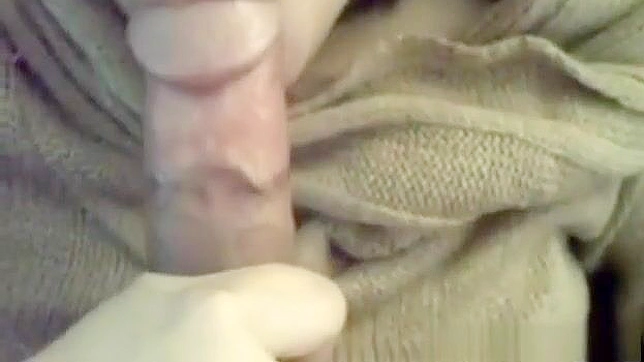 Luscious Chinese Enchantress Gives Explosive Bj & Steamy Facial