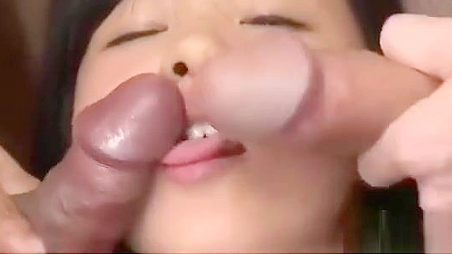 Sizzling Chinese Goddess Delivers Epic Blowjob In Hot Circle