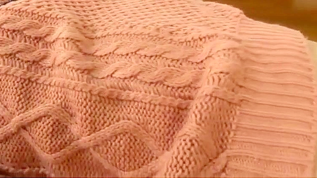 Seductive Chinese Beauty Teases & Tempts You Into Passionate Sex