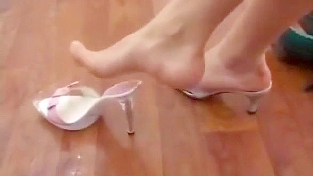Chinese Enchantress's Seductive Foot Play Will Drive You Wild Tonight