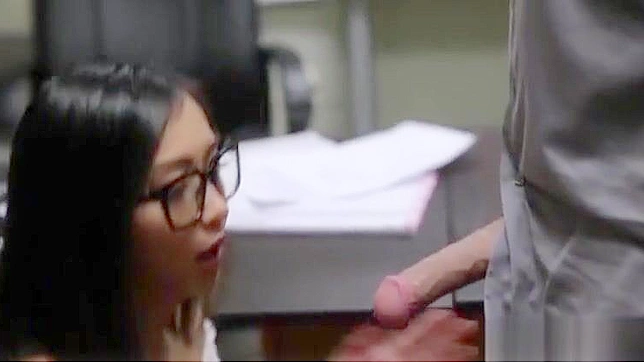Saucy Office Playtime - Hot Chinese Chick Seduces The New Boss