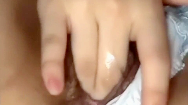 Lustful Chinese Schoolgirls 18+ Squirt Juices For Ultimate Masturbation