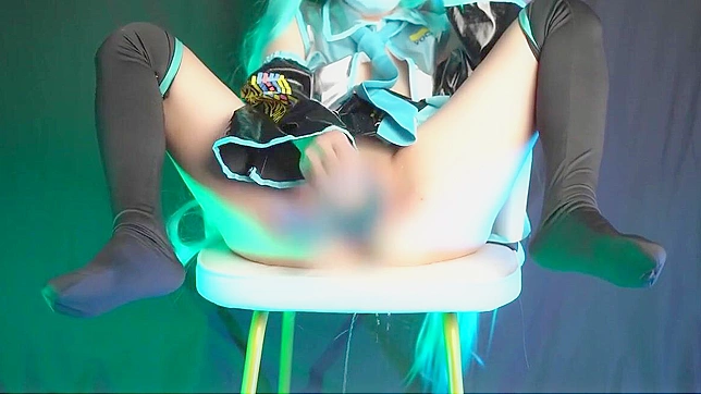 Hatsune Miku's Wet Squirting Show Fuels Your Lust Tonight