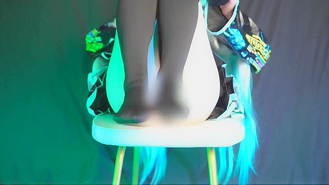 Hatsune Miku's Wet Squirting Show Fuels Your Lust Tonight