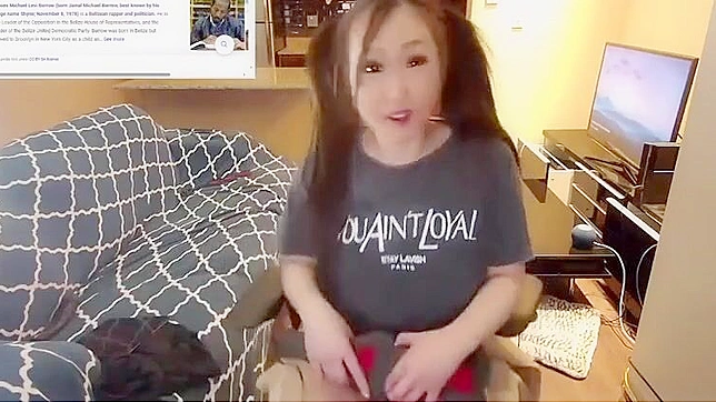 Ultimate Japanese Milf In Hot Webcam Show Thrills Viewers Live!