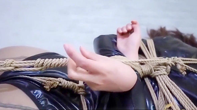 Discover Pleasure W/ Seductive Japanese Beauties & Tempting Milfs