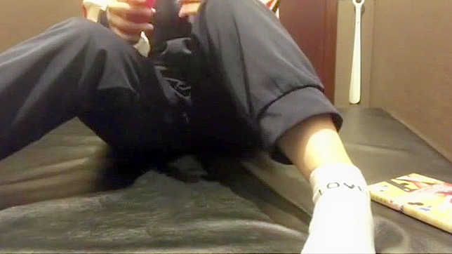 Sultry Japanese Star Shows Off Her Xxx Delights Solo Style