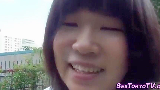 Alluring Japanese Teen 18+ Ignites Passion With Hot Solo Dildo Ride Showdown