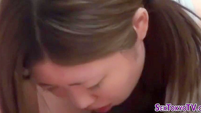 Enchanting Japanese Milf Reaches Blissful Orgasms With Fervor
