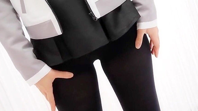 Asian Cosplay Beauty In Tight Pantyhose Teases & Fucks