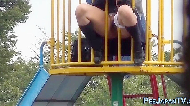 Sultry Japanese Enchantress Shows Off Her Seductive Skills Solo