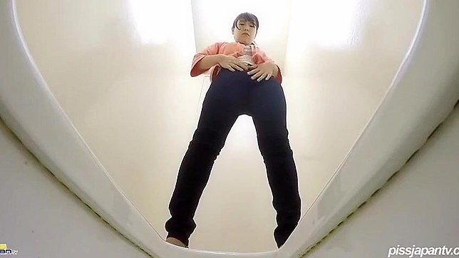Seductive Japanese Milf Dominates With Hot Pee Play Showdown