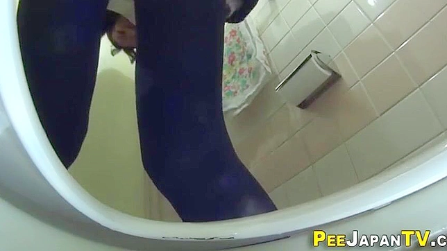 Asian Beauty Gives Steamy Blowjob & Hot Golden Showers Delightfully