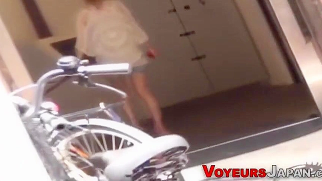 Hot Japanese Babe In Specs Gets Fucked Hard & Deep