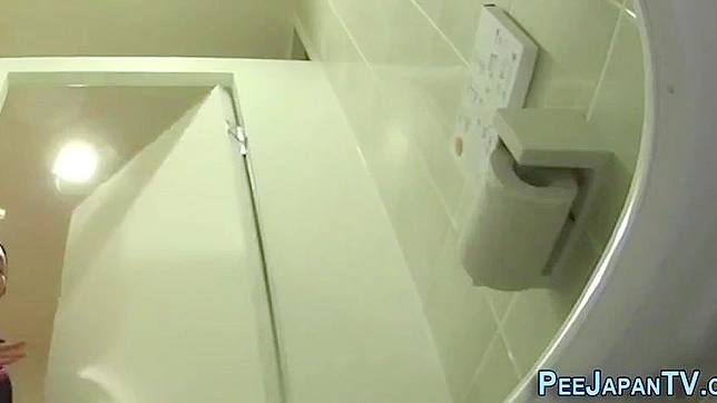 Sexy Japanese Milf Pleasures Her Lover While Peeing