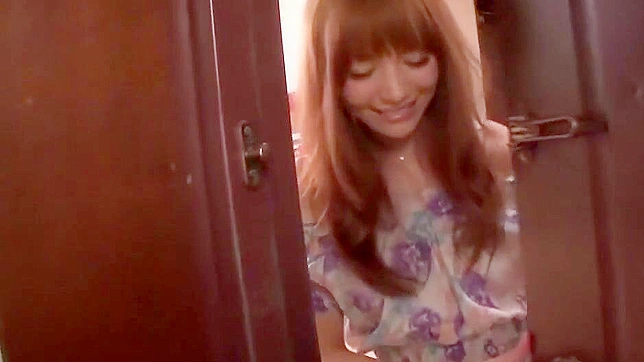 Lustful Step-Sister Tempts Neighbor With Seductive Sex Play