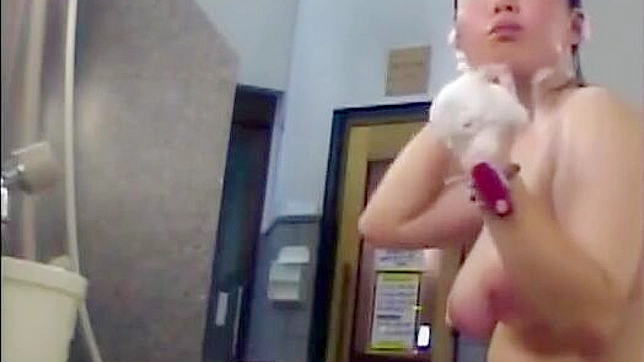 Sneaky Peek At Desirable Step Mom's Sexy Curves Unveiled