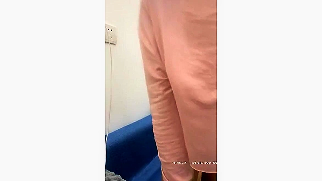 Exclusive Homemade Selfie & Sneak Shot Orgasms Galore!