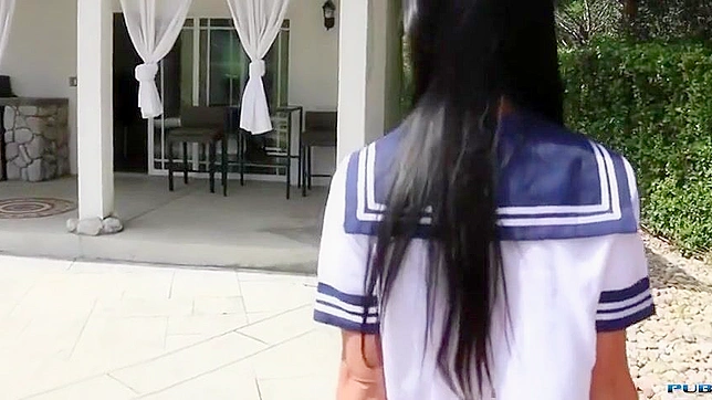 Marica Hase's Sexy Japanese Solo Show In Seductive Detail