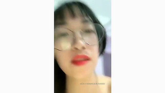 Sneaky Japanese Selfie Shots & Sultry Sex Photo Secrets Revealed