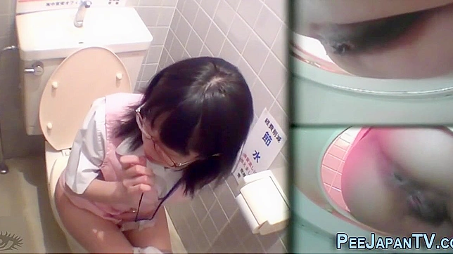 Sultry Japanese Chick Spells You With Seductive Outdoor Peeing Act