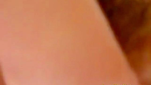 Luscious Chinese Beauty Reveals Her Seductive Secrets Fully