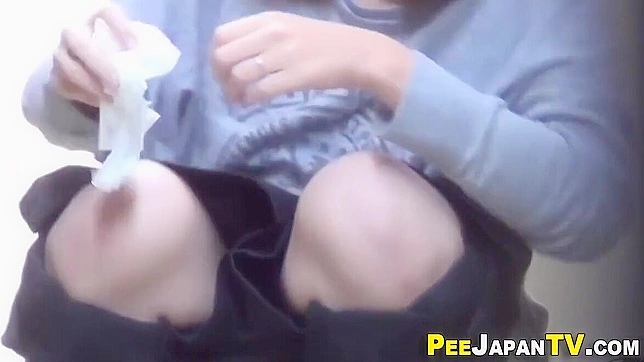 Heeled Japanese Temptress Teases Then Fucks Hard In Dark Alley